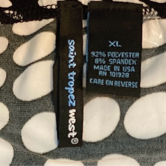 NWT, Geometic Asymmetrical Skirt, Black/White, XL - Picture 6 of 7